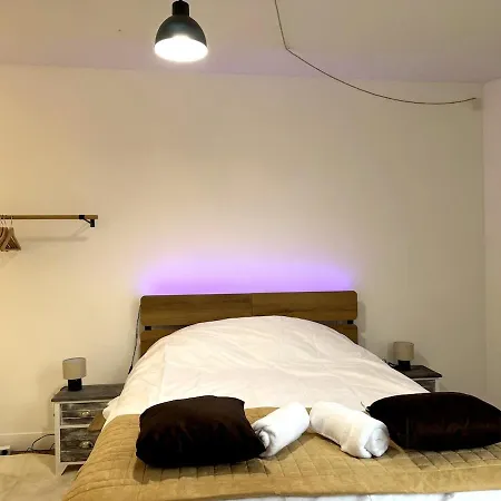 Direct Eiffel Tour Apartment *